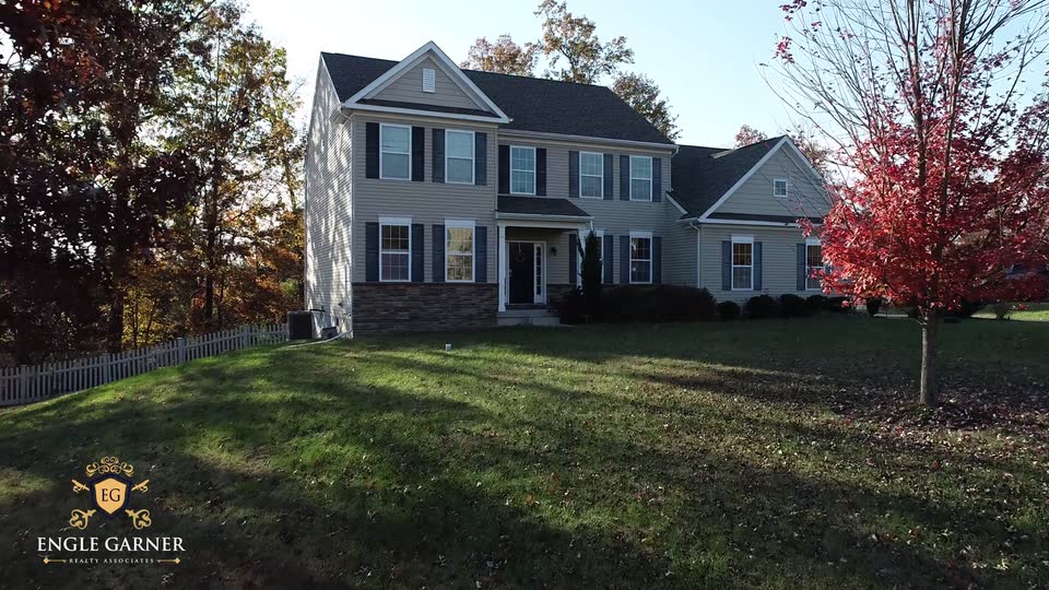 5933 Woodridge Dr, Green Lane, PA property tour